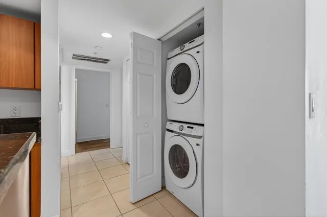 $739,000 | 610 Clematis Street, Unit 433, West Palm Beach, FL 33401