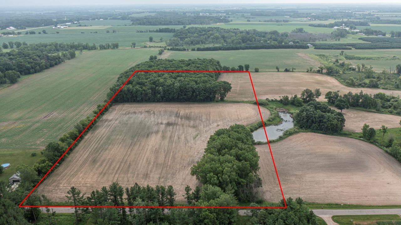 Pleasant View Road, Unit 1 Bear Creek, WI 54922 - Photo 1 of 14