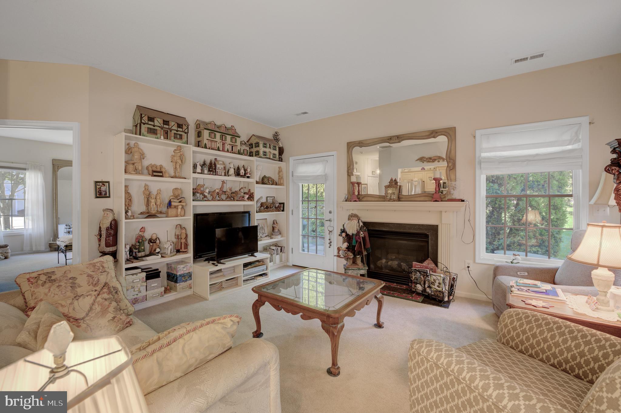 2 Oak Ridge Court Columbus, NJ 08022 - Photo 17 of 33