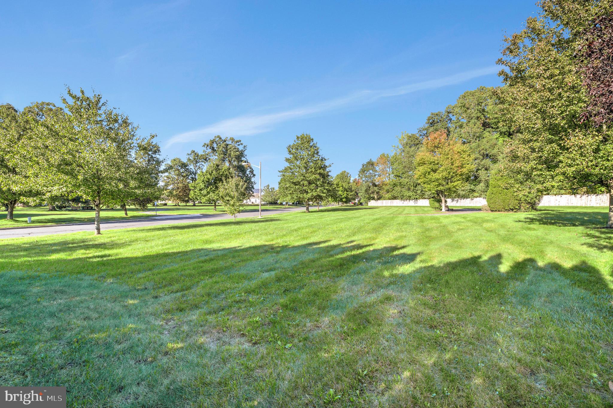2 Oak Ridge Court Columbus, NJ 08022 - Photo 29 of 33