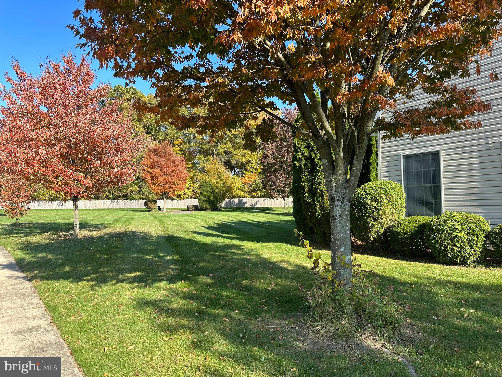2 Oak Ridge Court Columbus, NJ 08022 - Photo 32 of 33