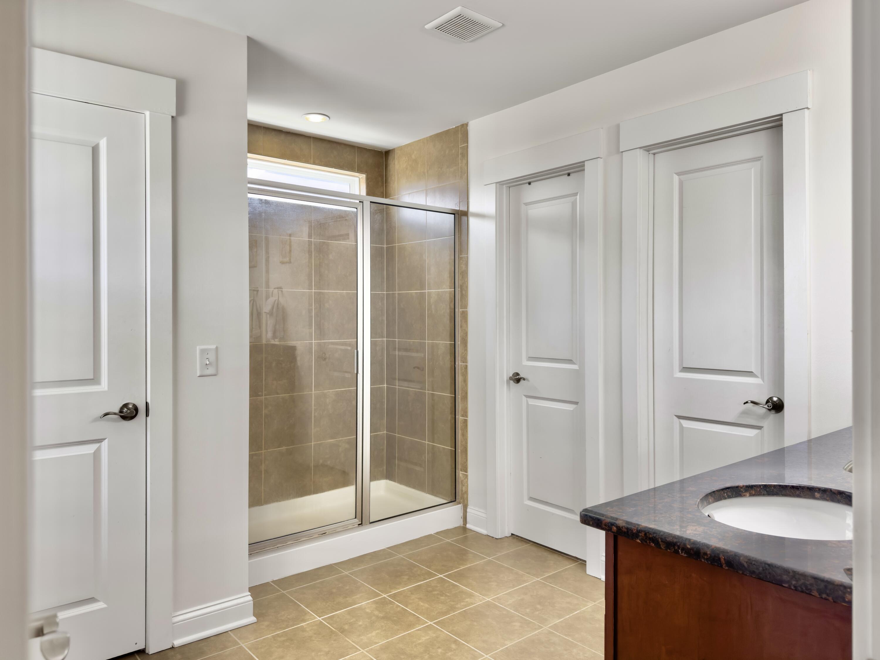 2881 Rutherford Way Charleston, SC 29414 - Photo 40 of 65 Primary Ensuite Bath