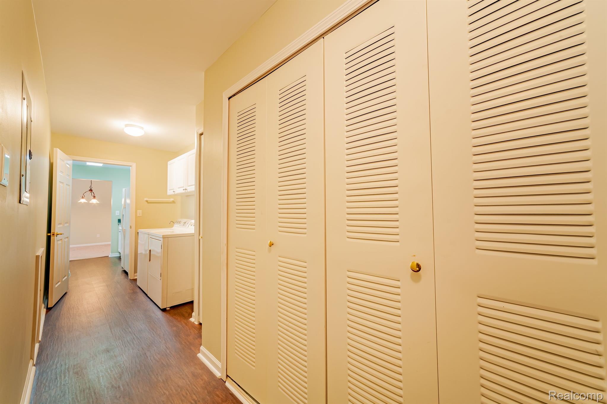3553 Oakmonte Boulevard, Unit 48 Rochester, MI 48306 - Photo 21 of 32 Gallery Image 21