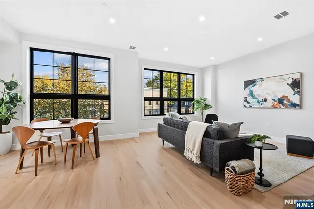 $629,000 | 165 Delaware Avenue, Unit 3, Jersey City, NJ 07306