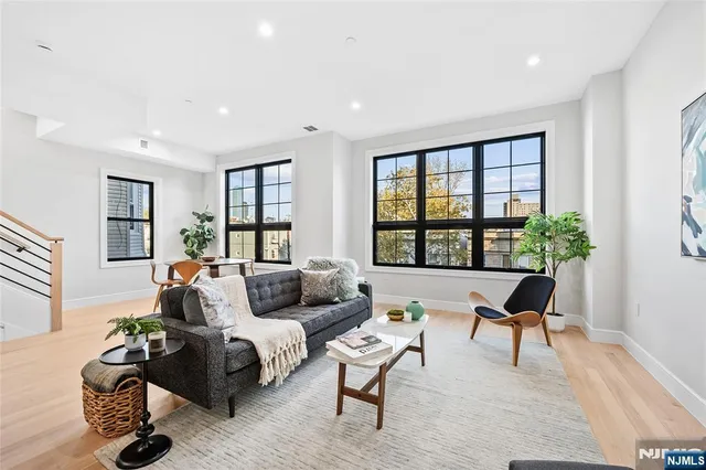 $629,000 | 165 Delaware Avenue, Unit 3, Jersey City, NJ 07306