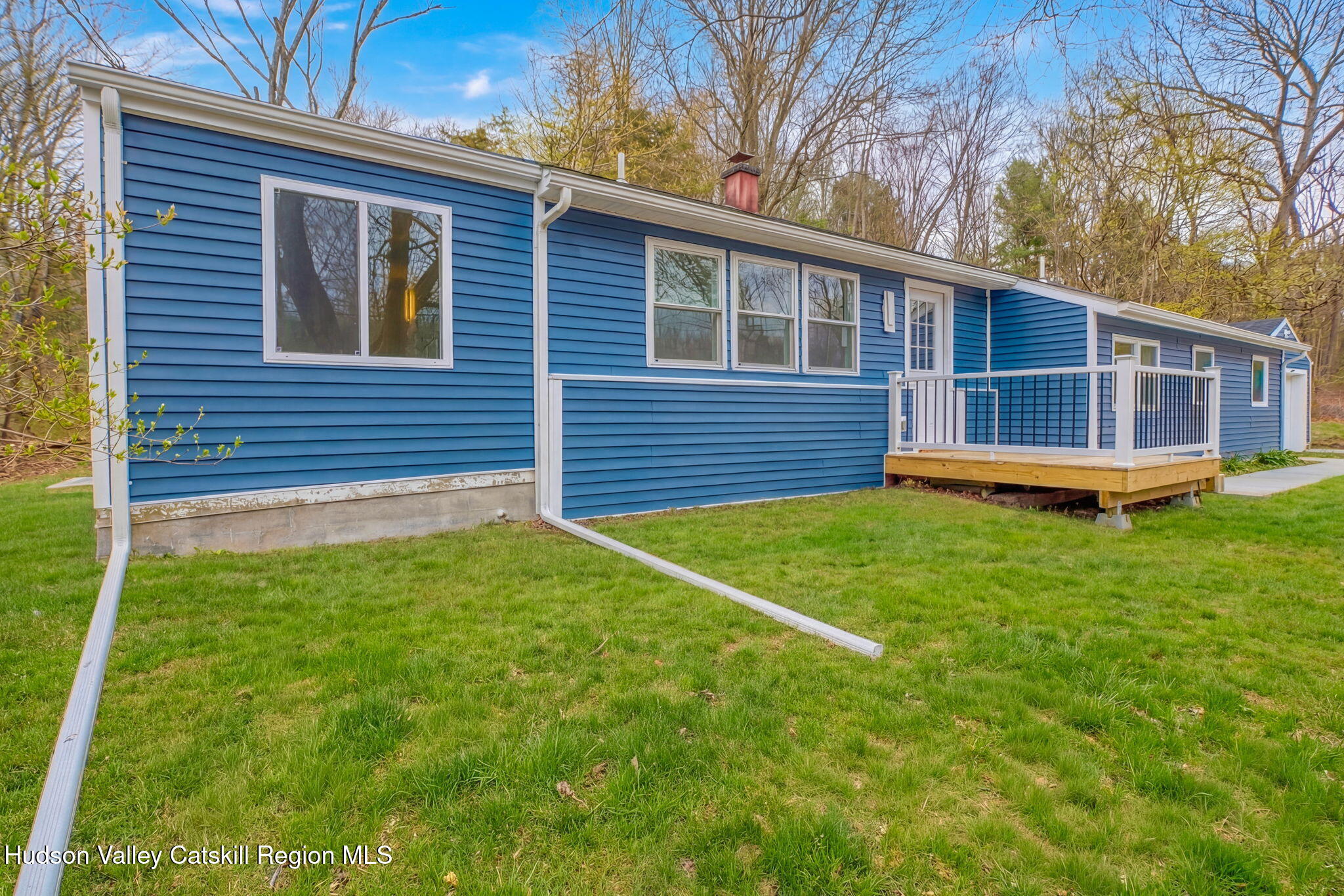 ext-sky-9-rear-exterior_R2