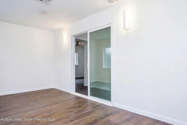 $549,999 | 127 Spring Lake Road, Red Hook, NY 12571