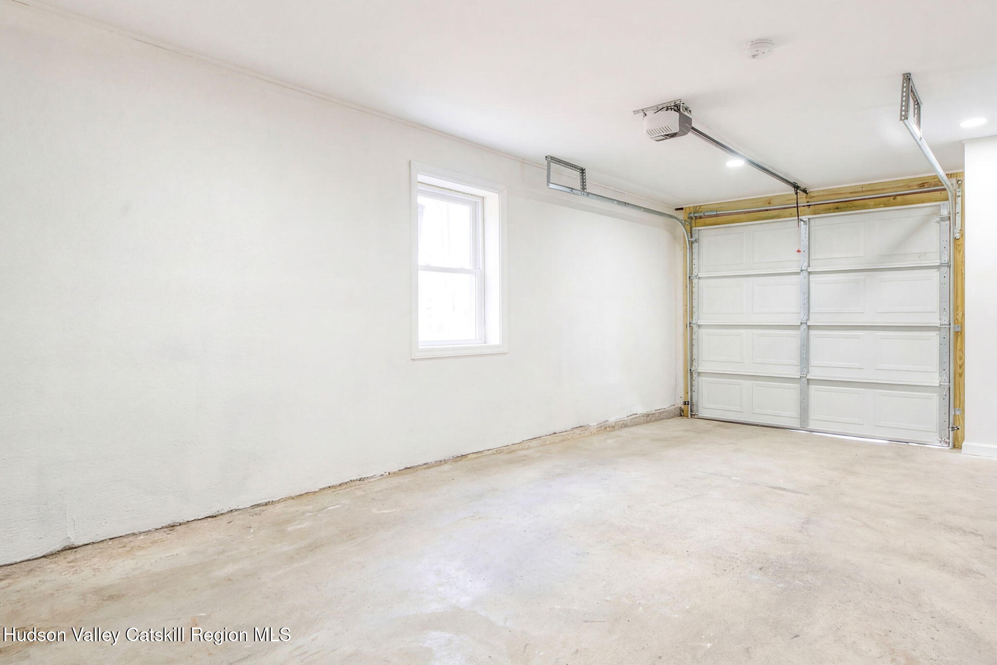 127 Spring Lake Road Red Hook, NY 12571 - Photo 25 of 30 int-9-garage_R2