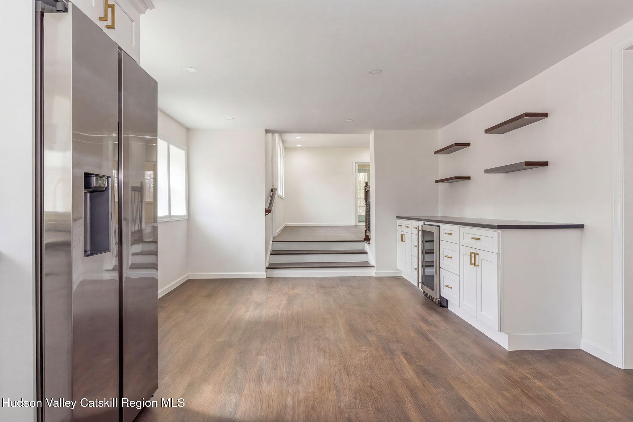 127 Spring Lake Road Red Hook, NY 12571 - Photo 10 of 30 int-win-6-kitchen_R1_R2