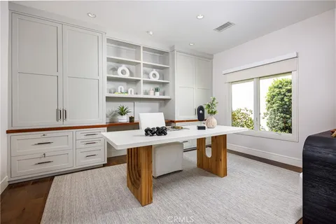 $3,595,000 | 1907 Yacht Maria, Newport Beach, CA 92660
