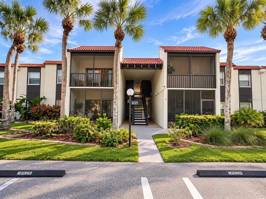 3221 South Beneva Road, Unit 204 Sarasota, FL 34232 - Photo 1 of 11 Gallery Image 1
