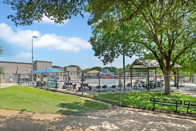 $498,500 | 6808 Luckenbach Lane, Austin, TX 78729