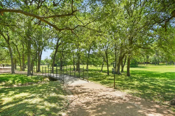 $464,995 | 6808 Luckenbach Lane, Austin, TX 78729