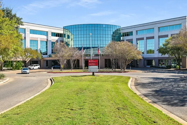 $498,500 | 6808 Luckenbach Lane, Austin, TX 78729