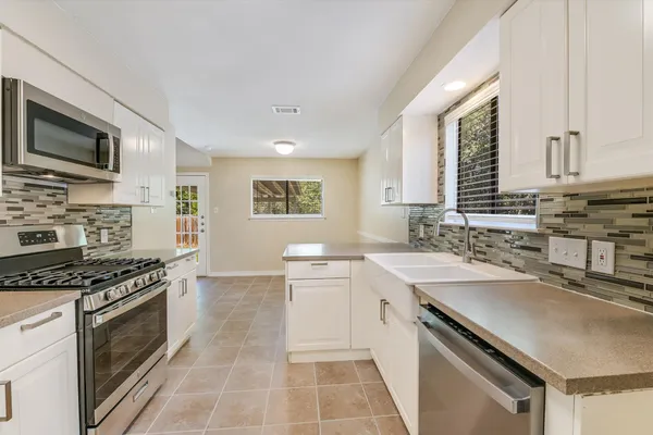 $464,995 | 6808 Luckenbach Lane, Austin, TX 78729
