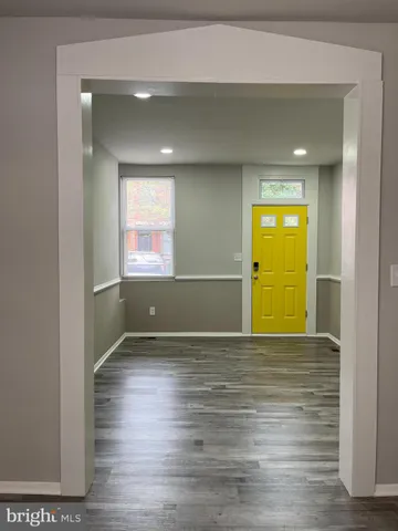 a view of empty room with a window