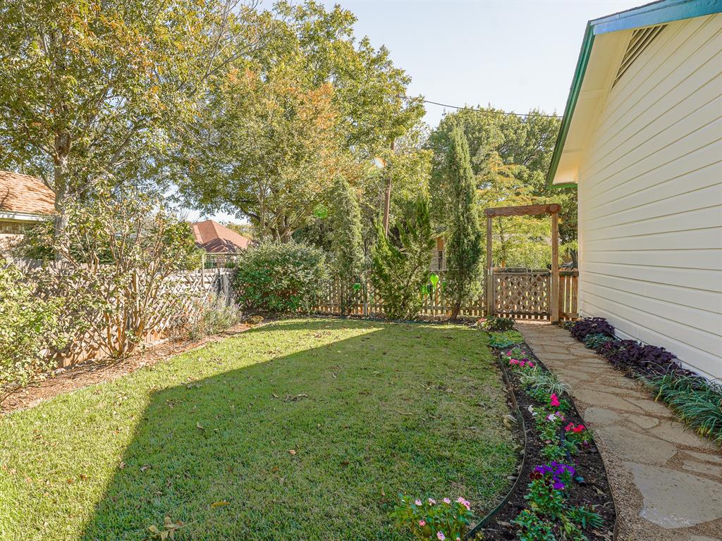 438 South Street Krum, TX 76249 - Photo 20 of 22 View of fenced backyard