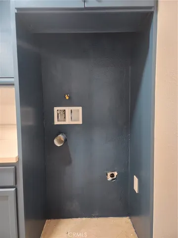 $3,395 | 13402 South Willowbrook Avenue, Compton, CA 90222