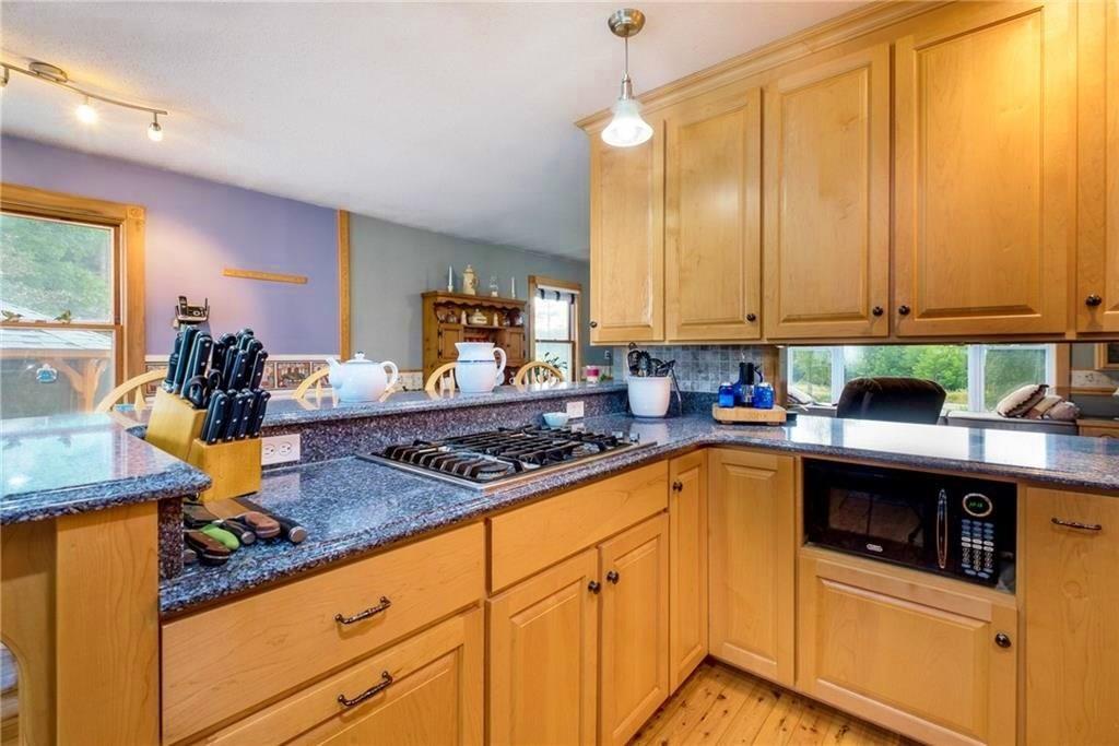 511 Augusta Road Washington, ME 04574 - Photo 4 of 29 The kitchen of your dreams awaits -...