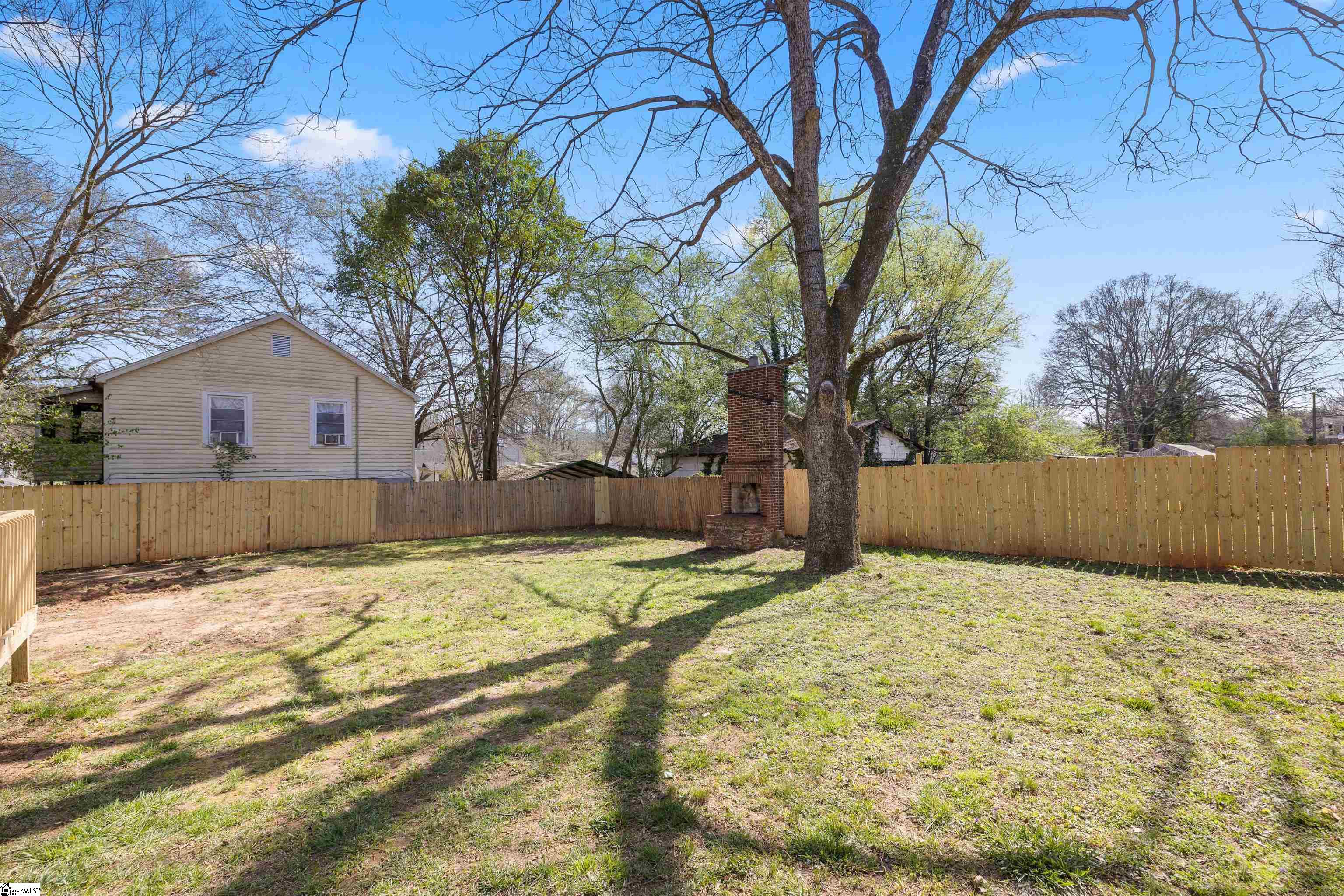 616 Perry Road Greenville, SC 29609 - Photo 26 of 36 Gallery Image 26