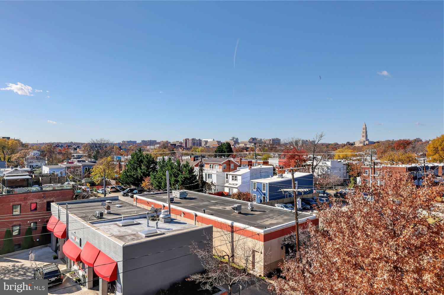 1111 Oronoco Street, Unit 125 Alexandria, VA 22314 - Photo 18 of 20 a view of a buildings in the city