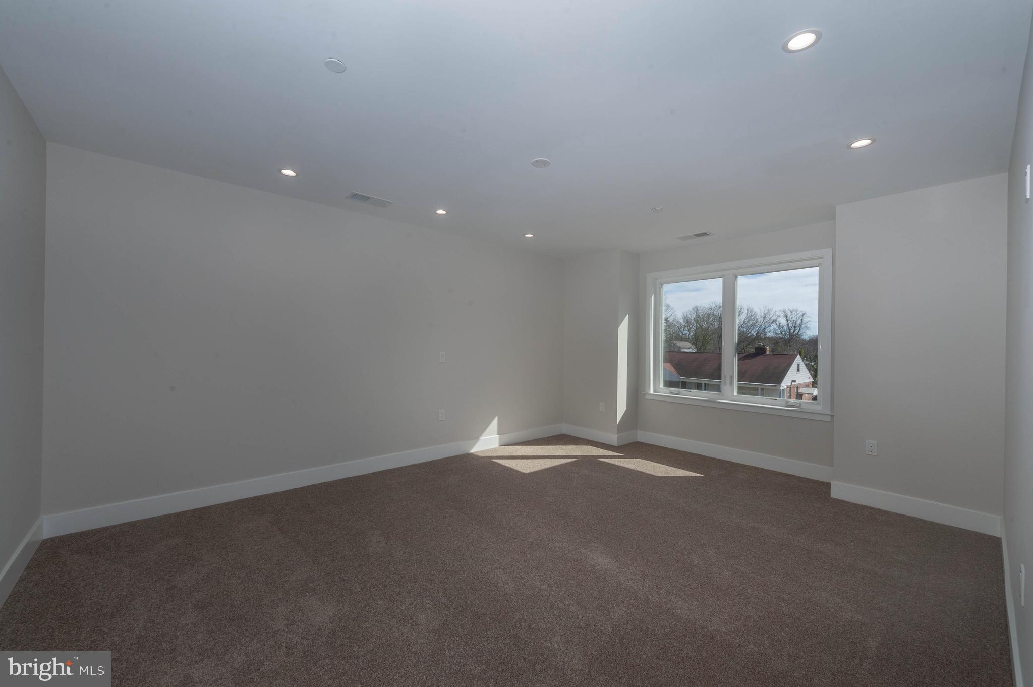 2416 Taney Road Baltimore, MD 21209 - Photo 15 of 35