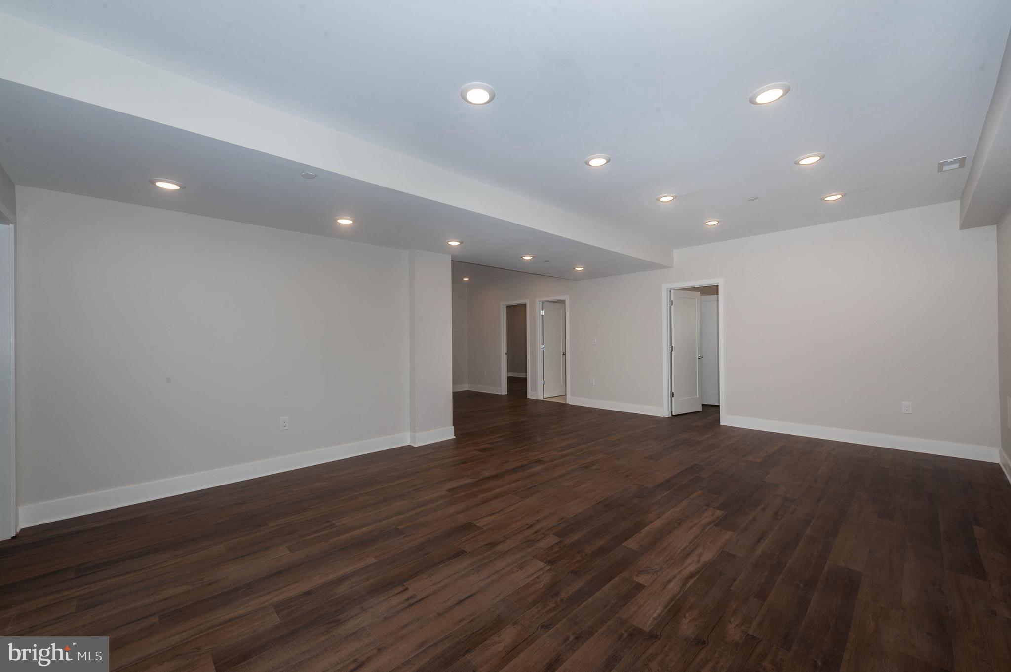 2416 Taney Road Baltimore, MD 21209 - Photo 28 of 35