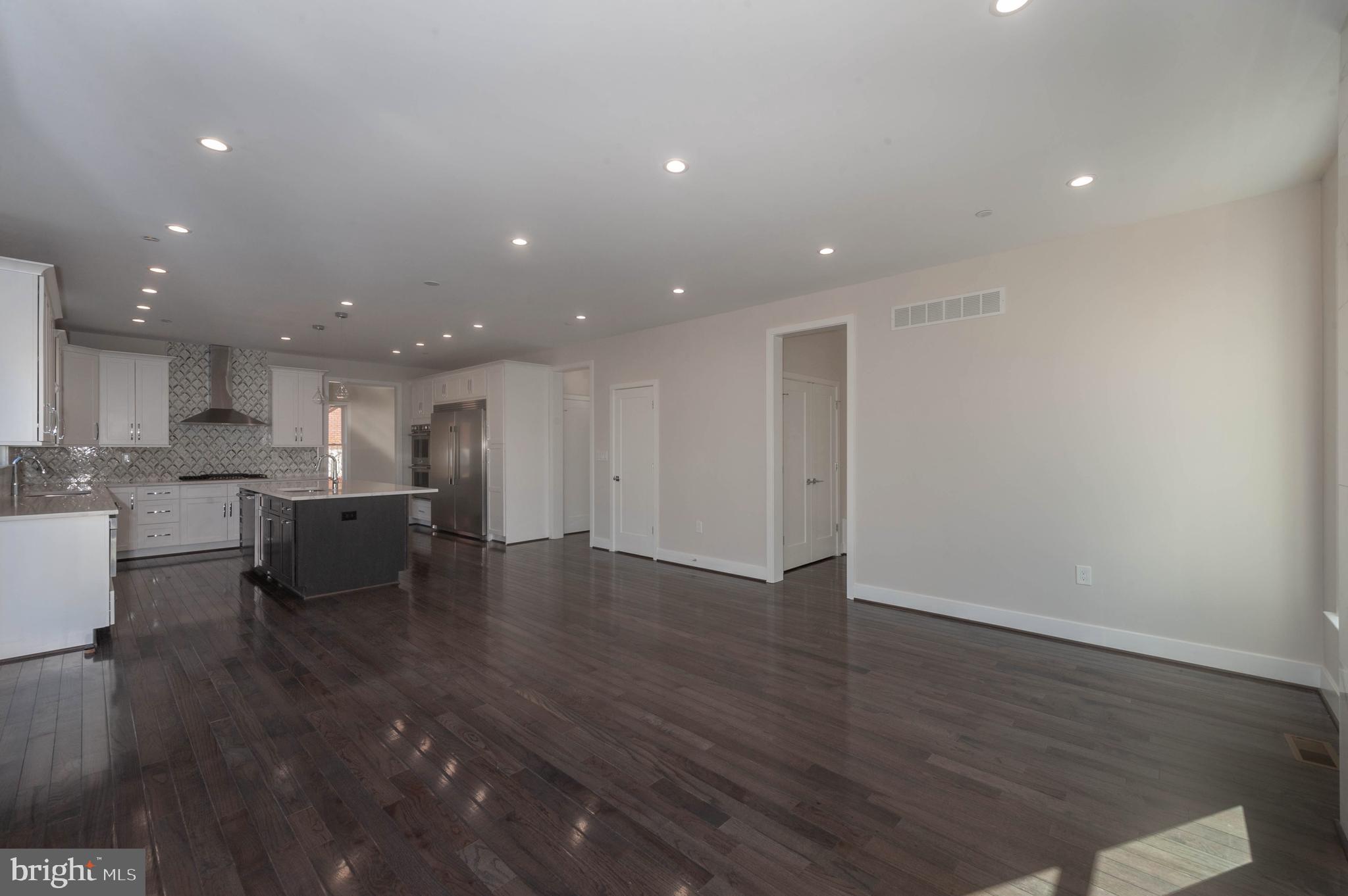 2416 Taney Road Baltimore, MD 21209 - Photo 9 of 35