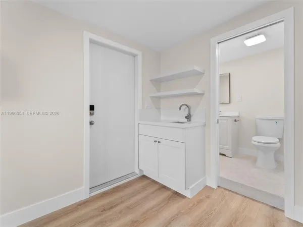 $1,500 | 7401 Southwest 38th Street, Unit A, Miami, FL 33155