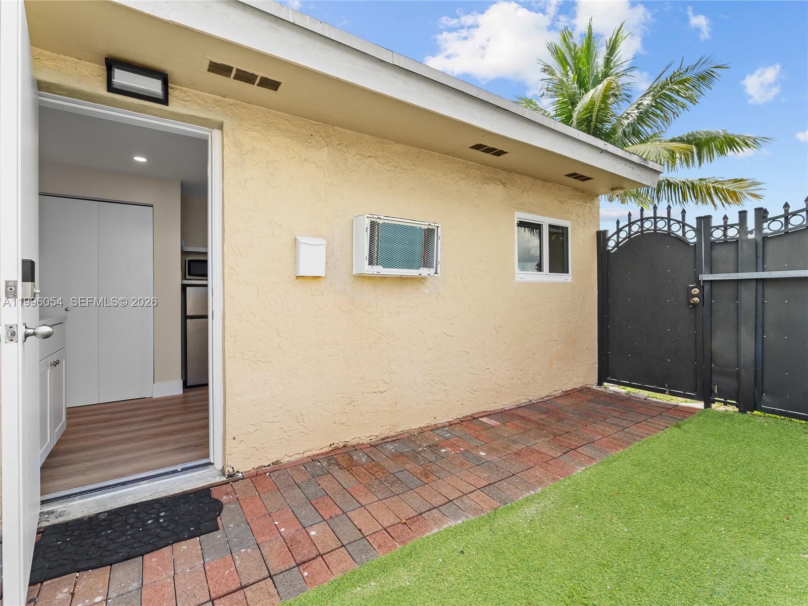 7401 Southwest 38th Street, Unit A Miami, FL 33155 - Photo 10 of 10