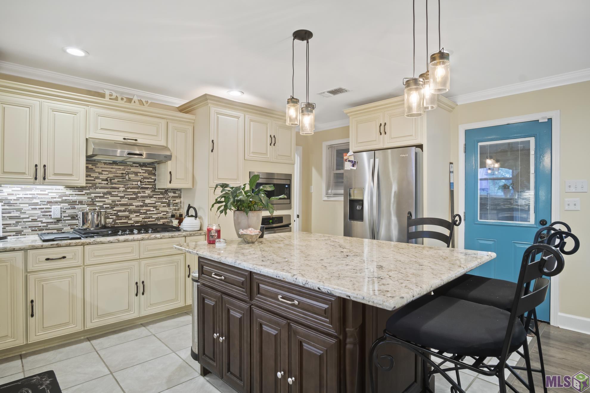 3865 Ridgemont Drive Baton Rouge, LA 70814 - Photo 6 of 25 Gallery Image 6