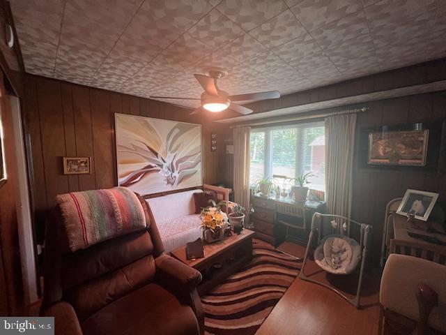 1425 Bucknell Road Wilmington, DE 19803 - Photo 26 of 36 a living room with furniture and a window