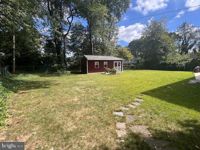 1425 Bucknell Road Wilmington, DE 19803 - Photo 36 of 36 a house with yard in front of it