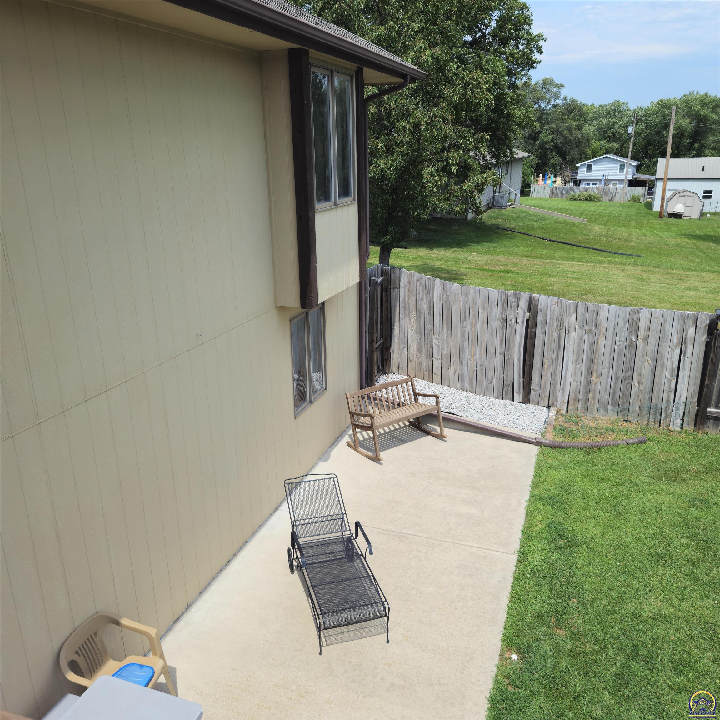 5334 Northwest Rochester Road Topeka, KS 66617 - Photo 15 of 21