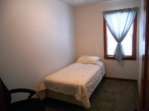 10N915 Muirhead Road Elgin, IL 60124 - Photo 9 of 13