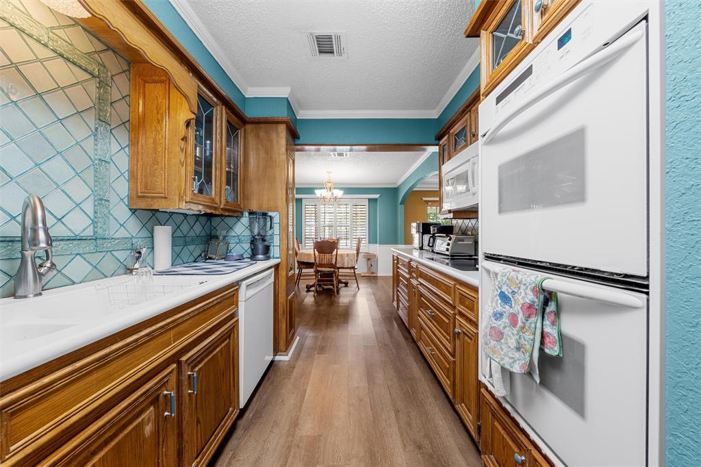 3230 Village Park Drive Waco, TX 76708 - Photo 8 of 20