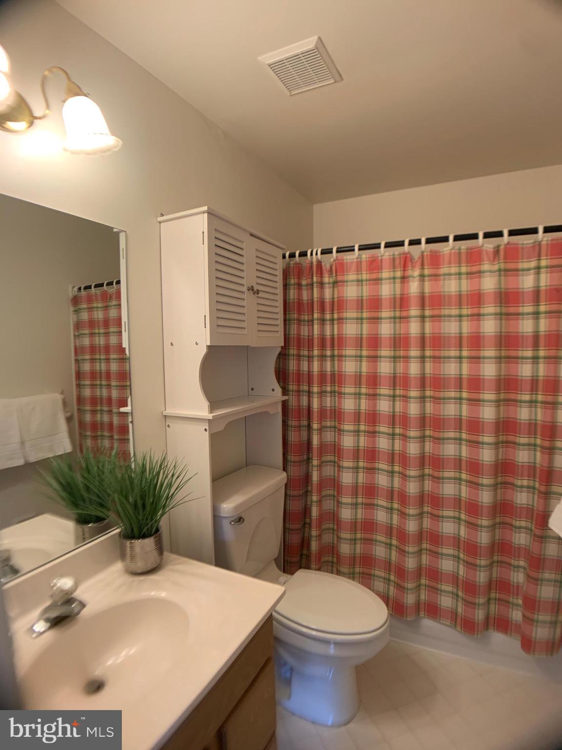 110 Fennerton Road Paoli, PA 19301 - Photo 28 of 34 Full bathroom