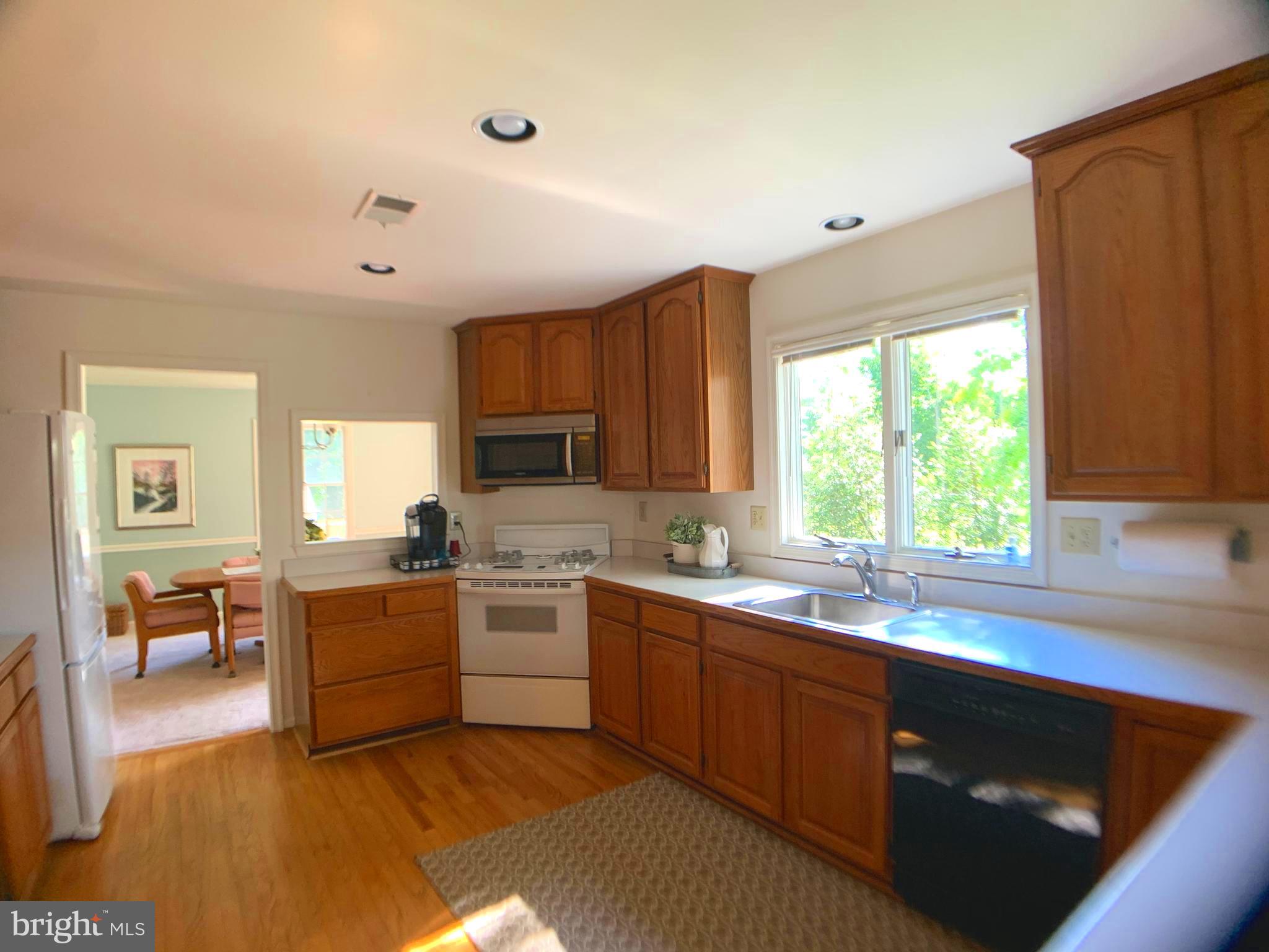 110 Fennerton Road Paoli, PA 19301 - Photo 8 of 34 Spacious Kitchen