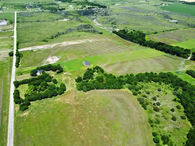 $199,999 | 601 Farmer Road, Ennis, TX 75119