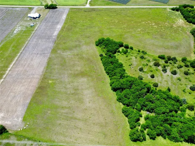 $199,999 | 601 Farmer Road, Ennis, TX 75119