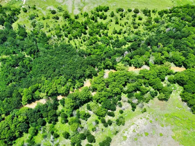 $199,999 | 601 Farmer Road, Ennis, TX 75119