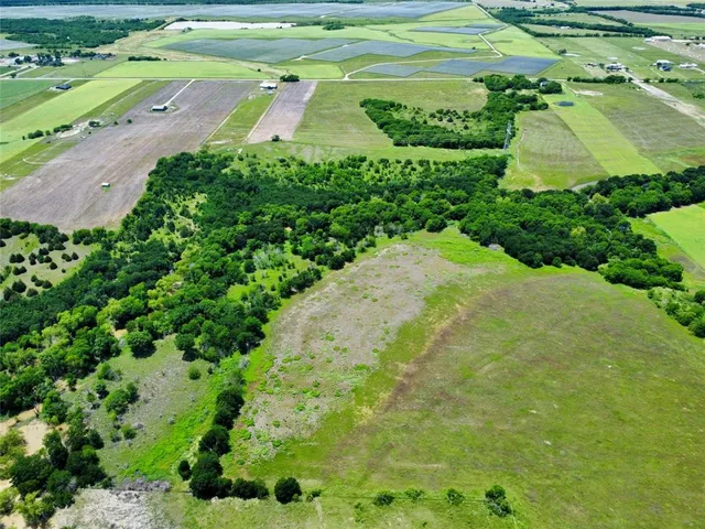 $199,999 | 601 Farmer Road, Ennis, TX 75119