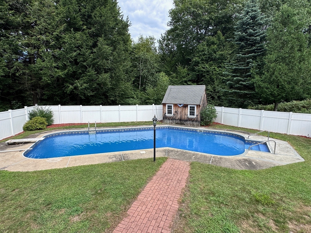 72 Wheeler Road Princeton, MA 01541 - Photo 36 of 42