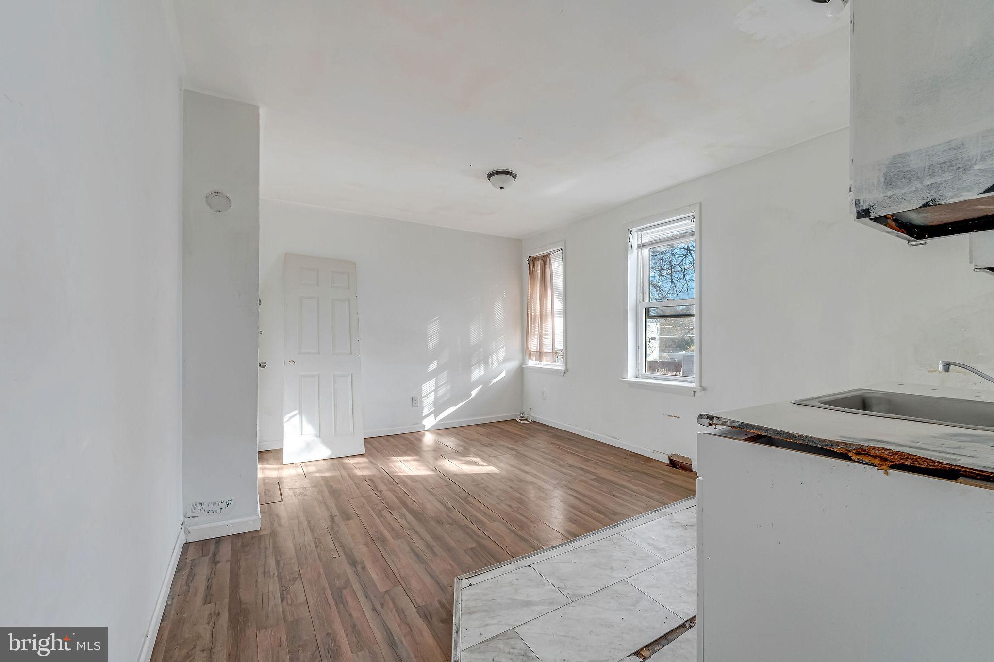 1326 Princess Avenue Camden, NJ 08103 - Photo 14 of 31