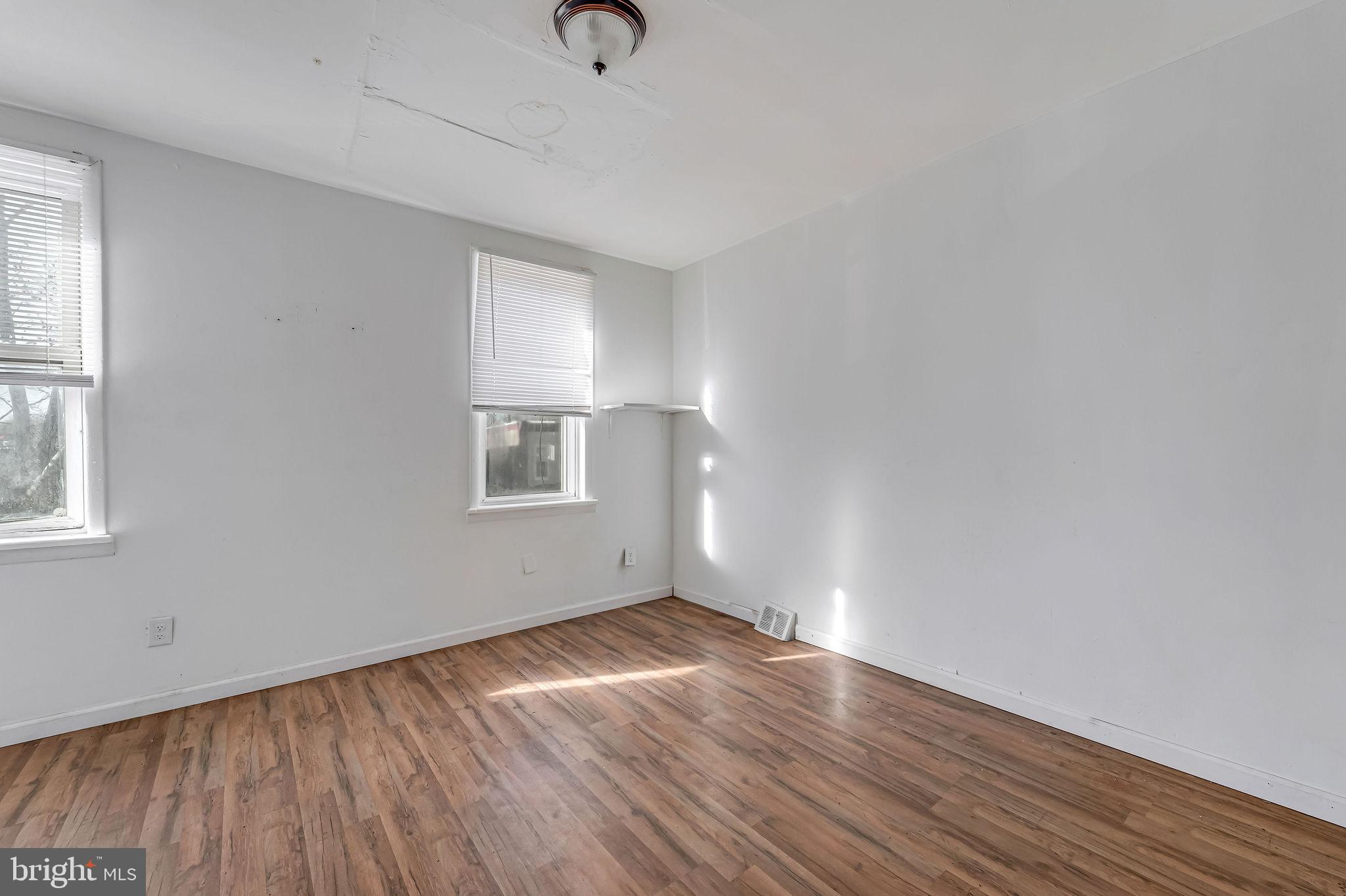 1326 Princess Avenue Camden, NJ 08103 - Photo 19 of 31