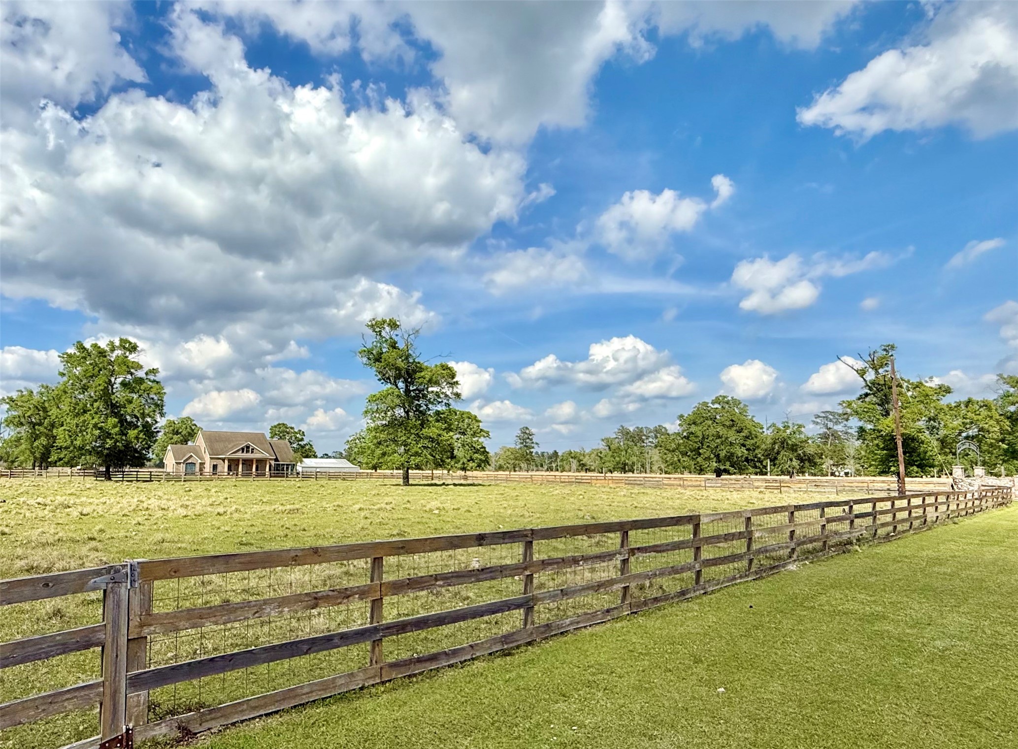 635 Texla Road Vidor, TX 77662 - Photo 1 of 49