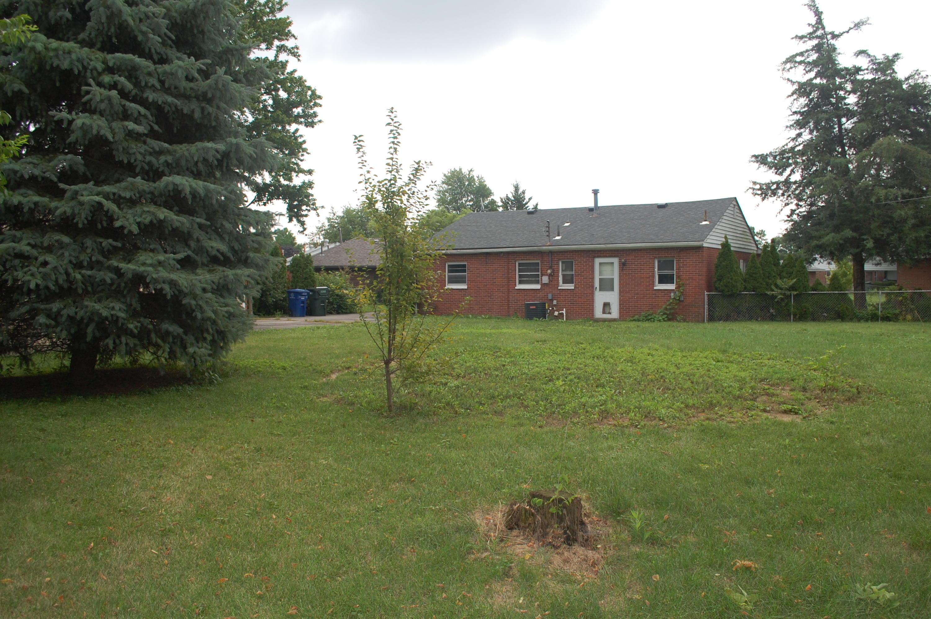 3280 Whitehead Road Columbus, OH 43204 - Photo 5 of 13