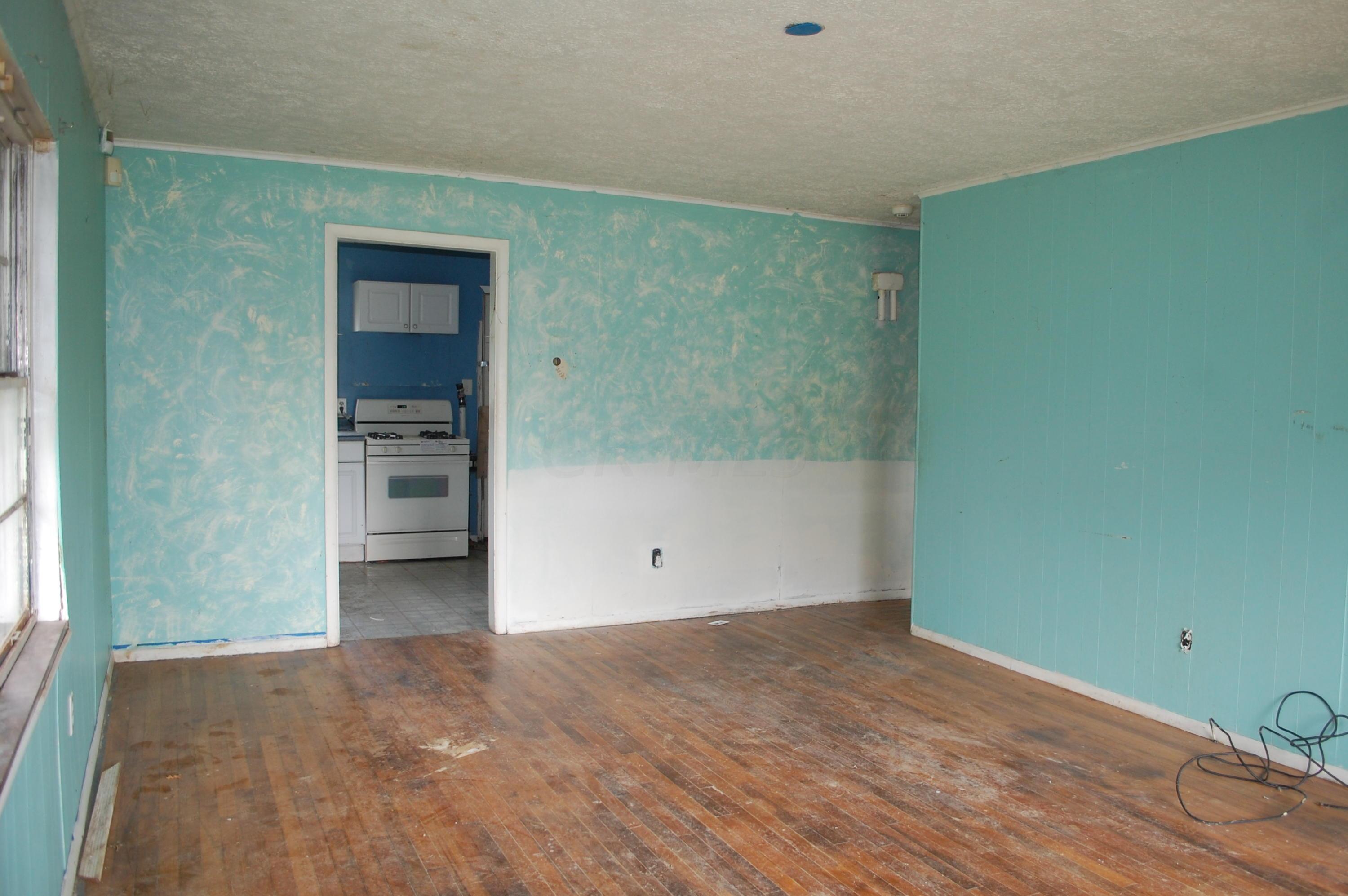 3280 Whitehead Road Columbus, OH 43204 - Photo 8 of 13