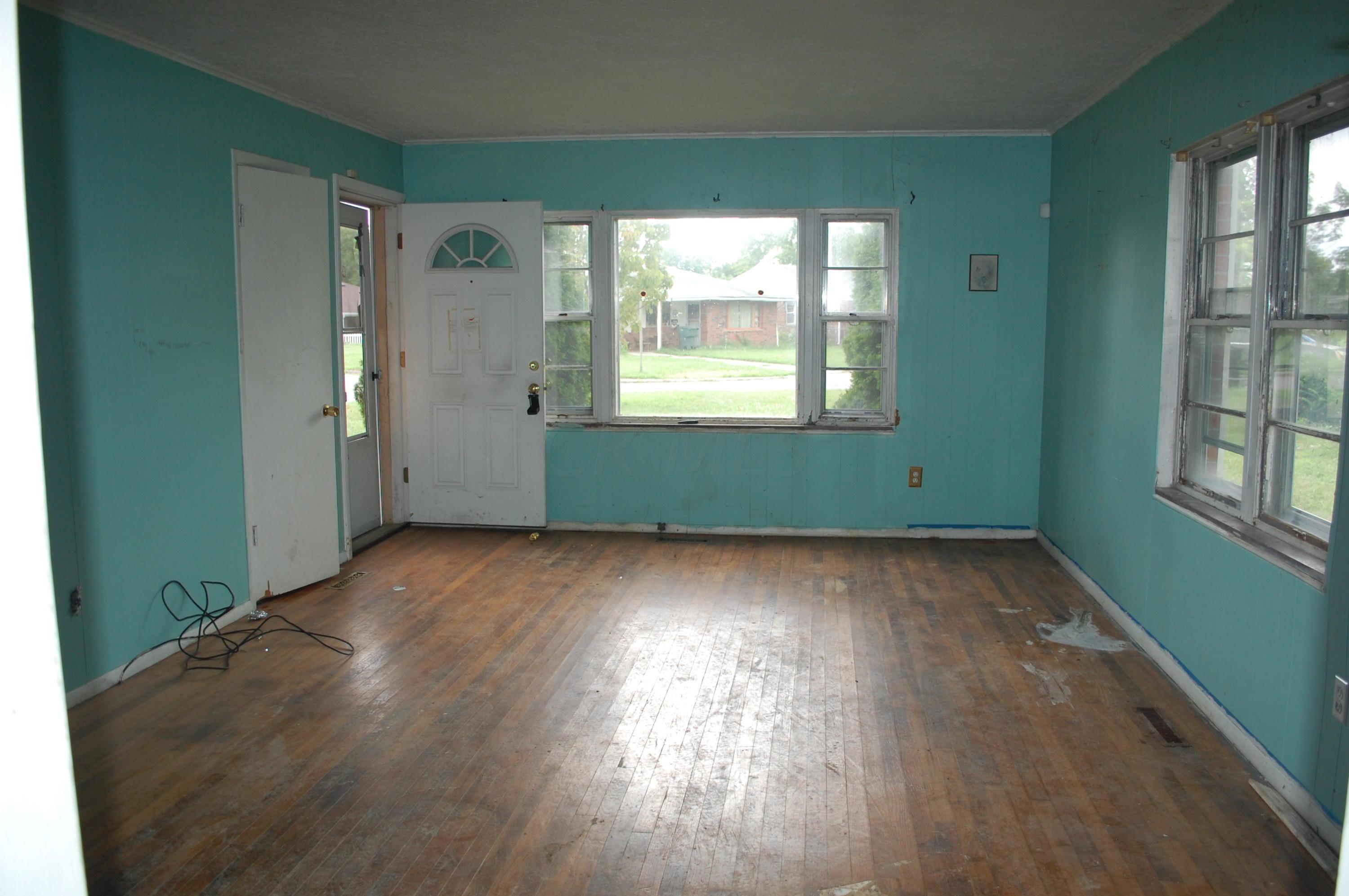 3280 Whitehead Road Columbus, OH 43204 - Photo 9 of 13