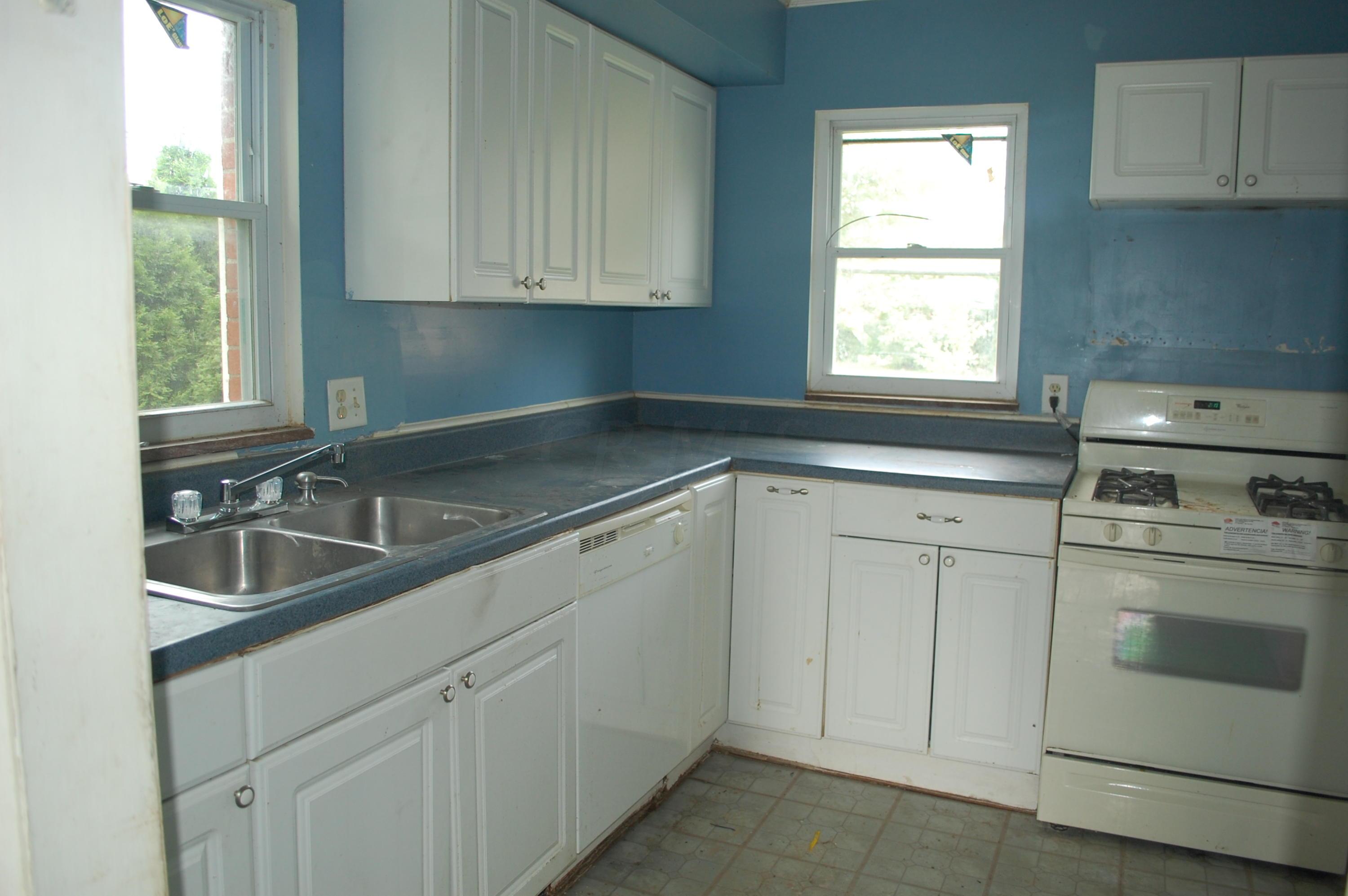 3280 Whitehead Road Columbus, OH 43204 - Photo 10 of 13